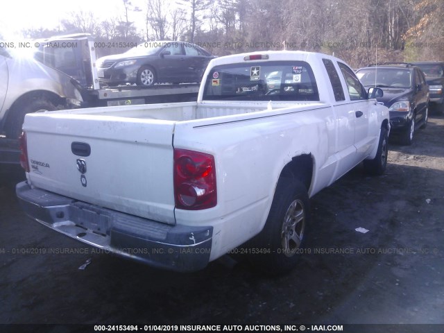 1D7HE42K86S655326 - 2006 DODGE DAKOTA SLT WHITE photo 4