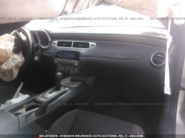 2G1FA1E38E9182715 - 2014 CHEVROLET CAMARO LS SILVER photo 5