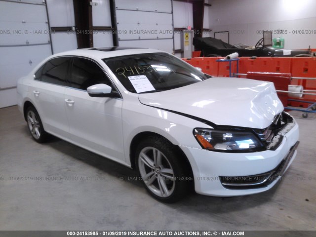 1VWBV7A31FC026770 - 2015 VOLKSWAGEN PASSAT SE WHITE photo 1