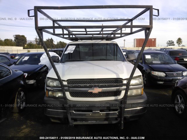 1GCHC29U83E228704 - 2003 CHEVROLET SILVERADO C2500 HEAVY DUTY WHITE photo 6