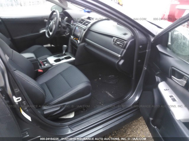 4T1BF1FK1DU676392 - 2013 TOYOTA CAMRY L/SE/LE/XLE BLACK photo 5