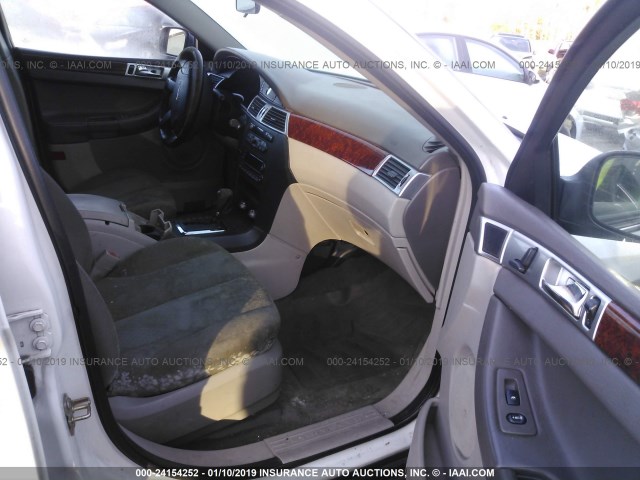 2A4GM68456R853340 - 2006 CHRYSLER PACIFICA TOURING WHITE photo 5