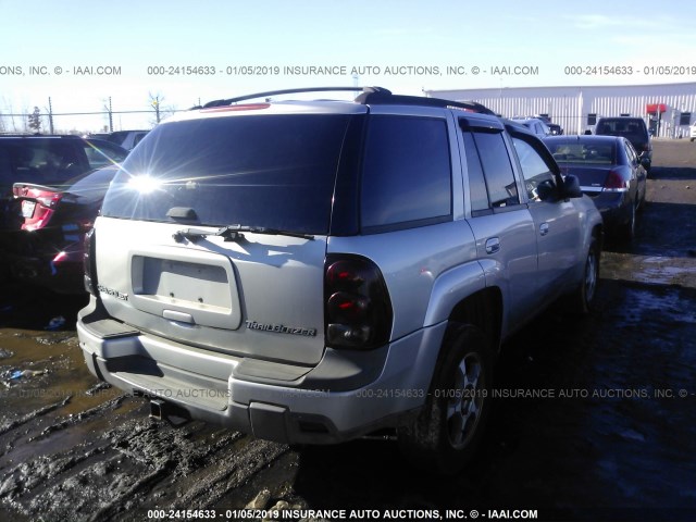 1GNDT13S742172488 - 2004 CHEVROLET TRAILBLAZER LS/LT GRAY photo 4