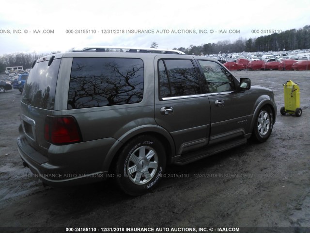5LMFU28R74LJ08108 - 2004 LINCOLN NAVIGATOR Алтын фото 4