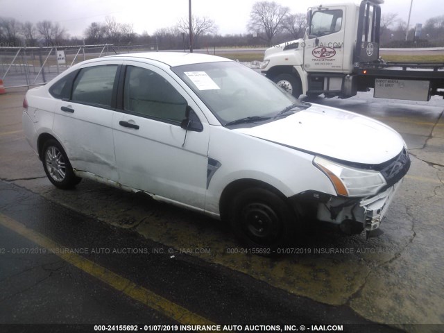 1FAHP35N38W204875 - 2008 FORD FOCUS SE/SEL/SES WHITE photo 1