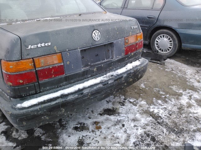 3VWRF81H5WM266528 - 1998 VOLKSWAGEN JETTA TDI GREEN photo 6