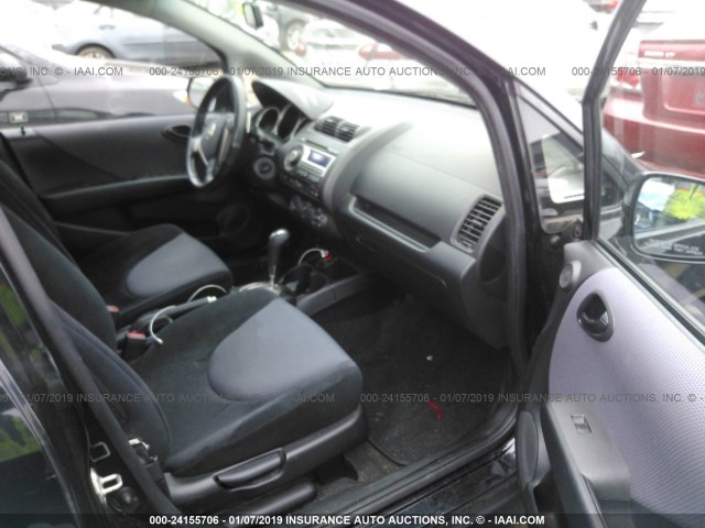 JHMGD38668S063213 - 2008 HONDA FIT SPORT BLACK photo 5