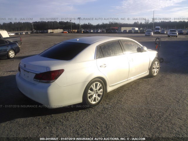 4T1BK3DB5BU407934 - 2011 TOYOTA AVALON LIMITED WHITE photo 4