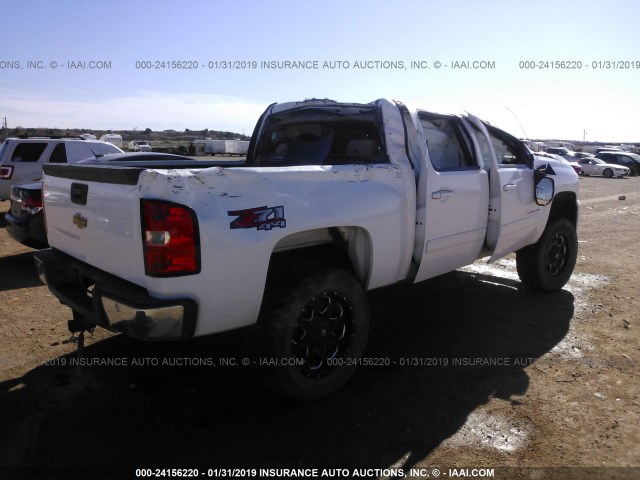 3GCPKSE36BG387546 - 2011 CHEVROLET SILVERADO K1500 LT WHITE photo 4