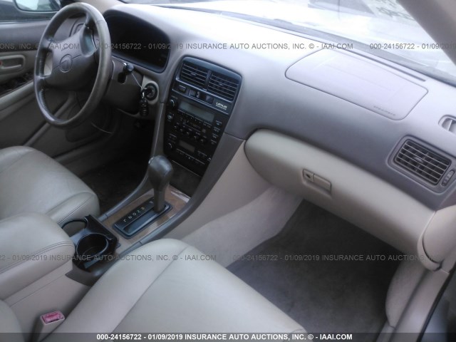 JT8BF28GXX0208805 - 1999 LEXUS ES 300 GRAY photo 5