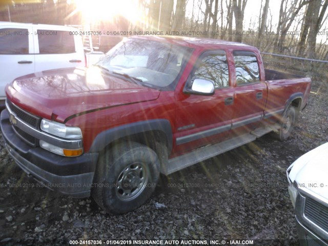 1GCHC23G52F113652 - 2002 CHEVROLET SILVERADO C2500 HEAVY DUTY RED photo 2