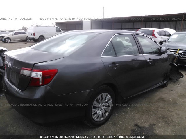 4T4BF1FK9ER433744 - 2014 TOYOTA CAMRY L/SE/LE/XLE GRAY photo 4