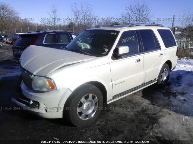 5LMFU28596LJ09471 - 2006 LINCOLN NAVIGATOR 白色 照片 2