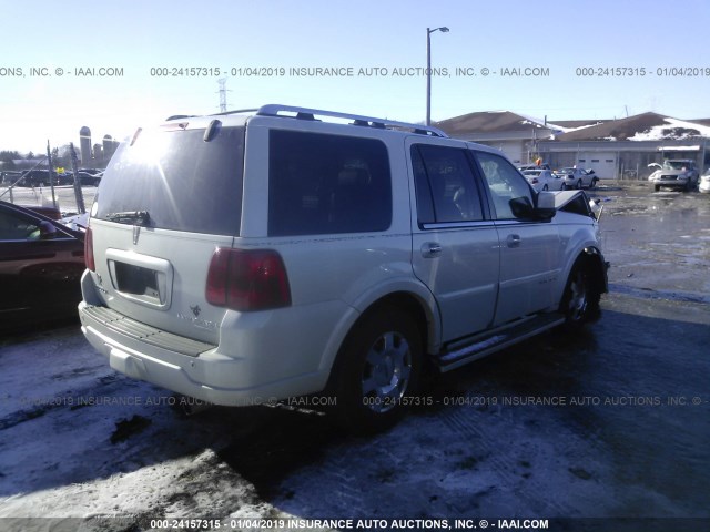 5LMFU28596LJ09471 - 2006 LINCOLN NAVIGATOR 白色 照片 4