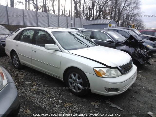 4T1BF28B8YU065106 - 2000 TOYOTA AVALON XL/XLS WHITE photo 1