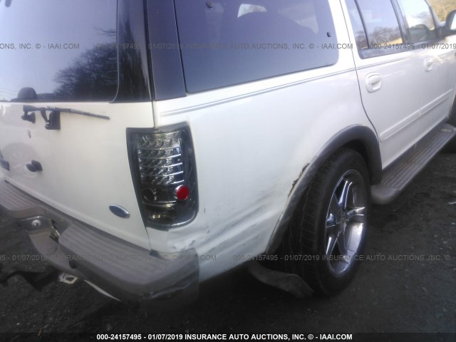 1FMFU18L72LA15983 - 2002 FORD EXPEDITION EDDIE BAUER WHITE photo 6