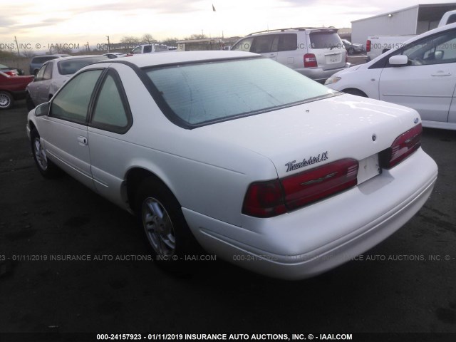 1FALP6246TH160262 - 1996 FORD THUNDERBIRD LX WHITE photo 3