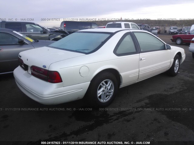 1FALP6246TH160262 - 1996 FORD THUNDERBIRD LX WHITE photo 4