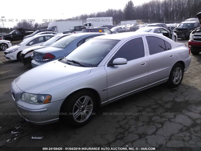 YV1RS592952442199 - 2005 VOLVO S60 2.5T SILVER photo 2