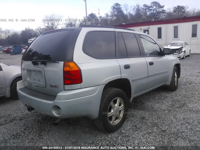 1GKDT13S182209392 - 2008 GMC ENVOY SILVER photo 4