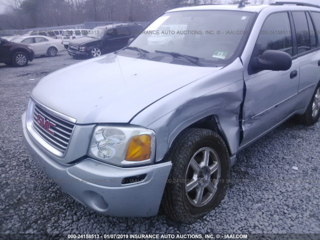 1GKDT13S182209392 - 2008 GMC ENVOY SILVER photo 6