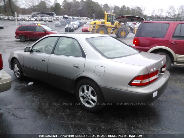 JT8BF28G410307241 - 2001 LEXUS ES 300 GOLD photo 3