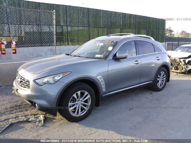 JNRAS18W79M155843 - 2009 INFINITI FX35 SILVER photo 2