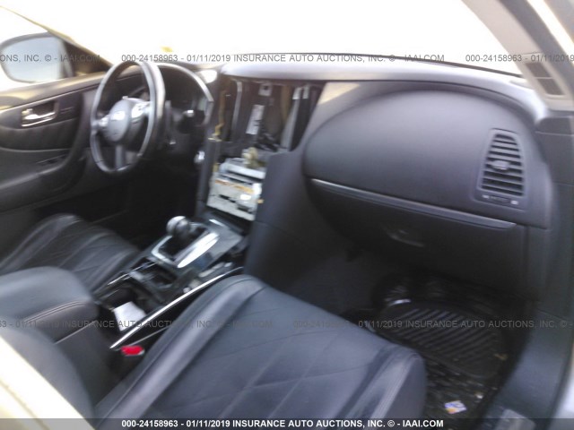 JNRAS18W79M155843 - 2009 INFINITI FX35 SILVER photo 5