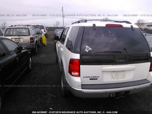 1FMDU75K02ZC87567 - 2002 FORD EXPLORER LIMITED WHITE photo 3