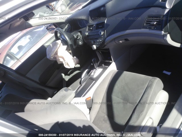 1HGCP2F41CA102261 - 2012 HONDA ACCORD LXP GRAY photo 5