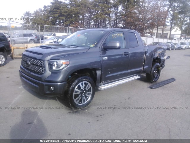 5TFUY5F16JX732228 - 2018 TOYOTA TUNDRA DOUBLE CAB SR/SR5 BLACK photo 2