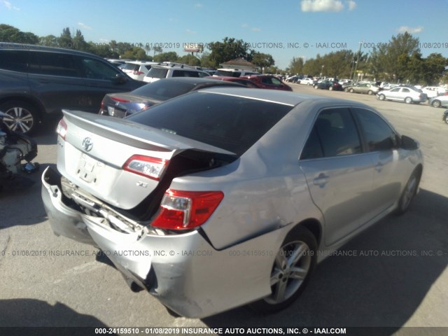 4T1BF1FK0CU034664 - 2012 TOYOTA CAMRY SE/LE/XLE 银色 照片 4