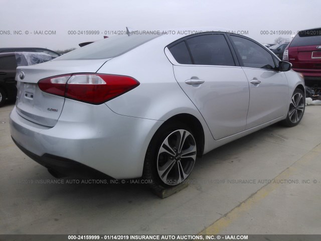 KNAFX4A86E5141647 - 2014 KIA FORTE EX SILVER photo 4