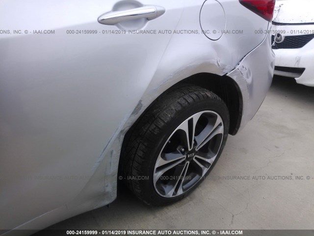 KNAFX4A86E5141647 - 2014 KIA FORTE EX SILVER photo 6