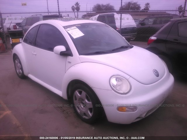 3VWDD21C61M438530 - 2001 VOLKSWAGEN NEW BEETLE GLX 白色 照片 1