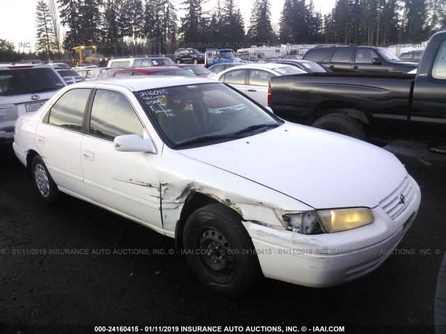 JT2BG22K5W0236658 - 1998 TOYOTA CAMRY CE/LE/XLE 白色 照片 1