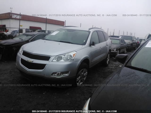 1GNKRGED1CJ237332 - 2012 CHEVROLET TRAVERSE LT SILVER photo 2