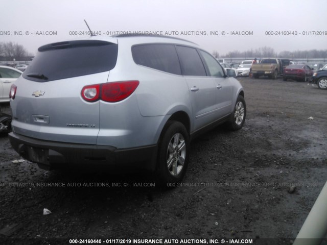 1GNKRGED1CJ237332 - 2012 CHEVROLET TRAVERSE LT SILVER photo 4