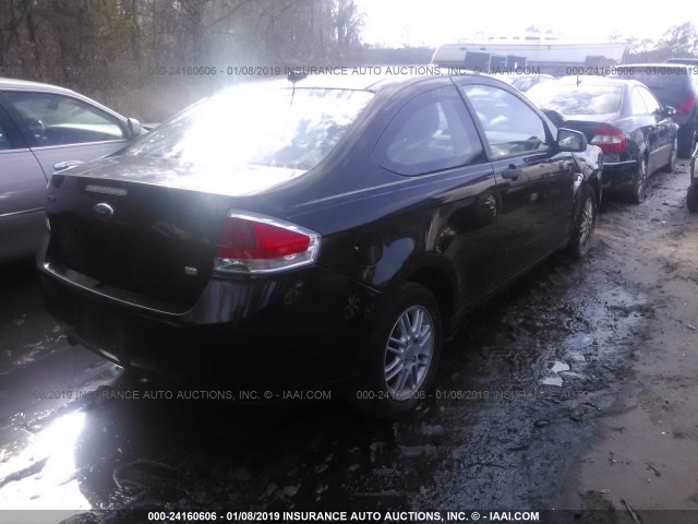 1FAHP33N48W110538 - 2008 FORD FOCUS SE/SEL/SES BLACK photo 4