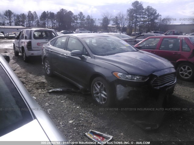 3FA6P0HR0DR232358 - 2013 FORD FUSION SE ნაცრისფერი ფოტო 1