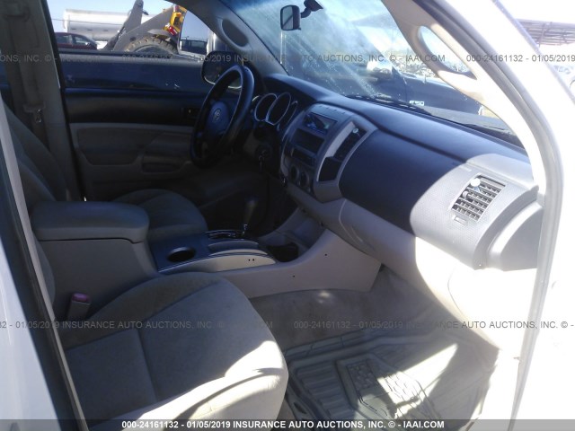 3TMLU42NX6M005682 - 2006 TOYOTA TACOMA DOUBLE CAB 黑色 照片 5