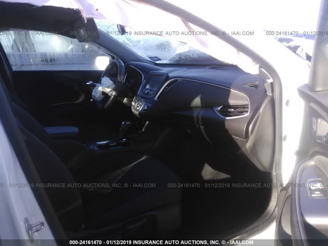 1G1ZB5ST8HF107918 - 2017 CHEVROLET MALIBU LS Weiß Foto 5