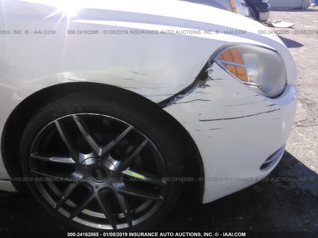 1G1ZH57B88F298254 - 2008 CHEVROLET MALIBU 1LT WHITE photo 6