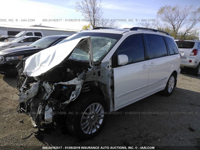 5TDYK4CC5AS325302 - 2010 TOYOTA SIENNA XLE/XLE LIMITED WHITE photo 2