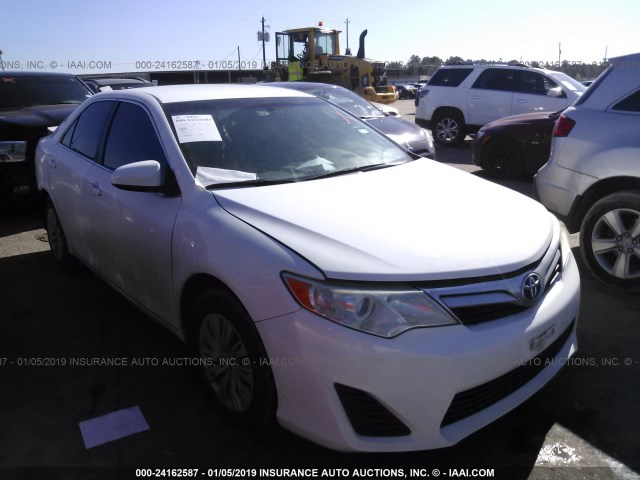 4T1BF1FKXCU549414 - 2012 TOYOTA CAMRY SE/LE/XLE 白色 照片 1