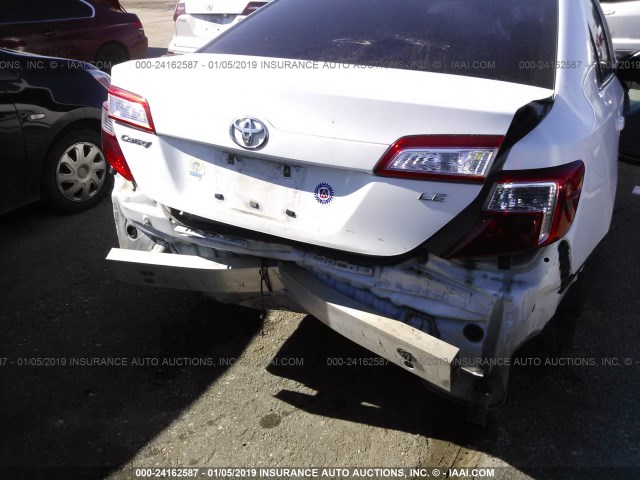 4T1BF1FKXCU549414 - 2012 TOYOTA CAMRY SE/LE/XLE 白色 照片 6