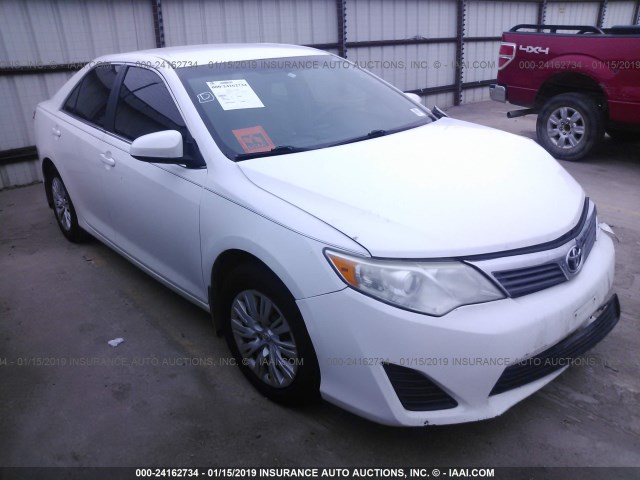 4T1BF1FK1CU551147 - 2012 TOYOTA CAMRY SE/LE/XLE WHITE photo 1