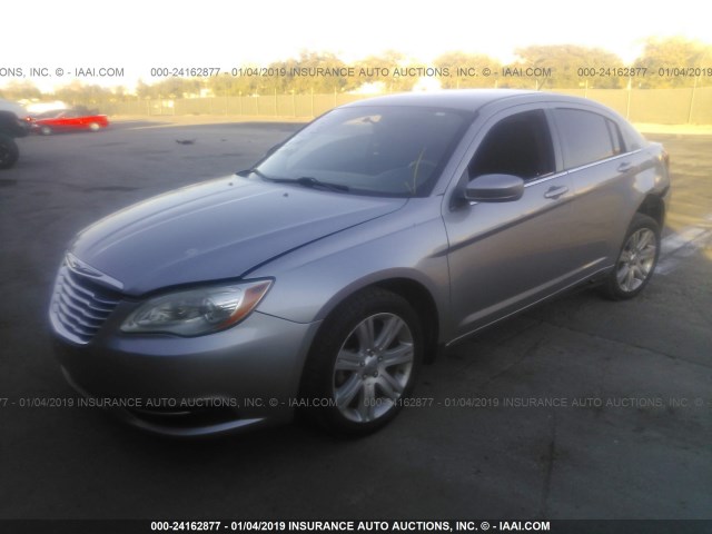 1C3CCBAB9DN670305 - 2013 CHRYSLER 200 LX SILVER photo 2