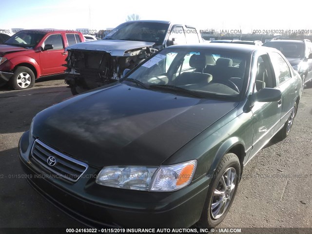 4T1BG22K11U846500 - 2001 TOYOTA CAMRY CE/LE/XLE 绿色 照片 2