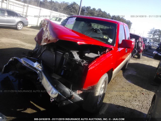 1GCEC19T23Z147582 - 2003 CHEVROLET SILVERADO C1500 RED photo 2